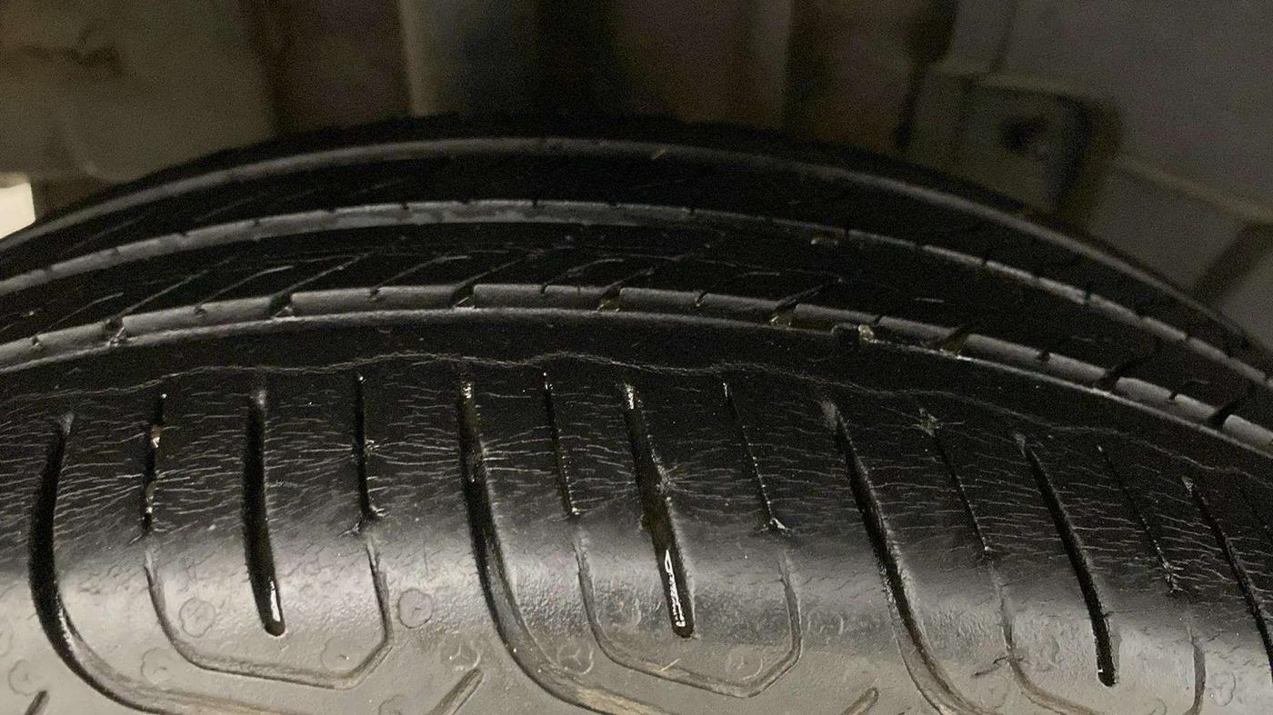 2022 Tata TIGOR XZ CNG, CNG, Manual, 45,893 km, Right Rear Tyre Tread