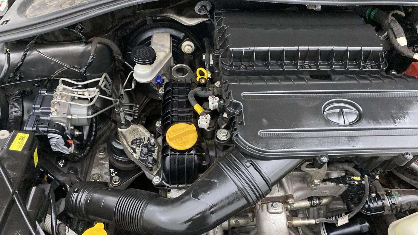 2022 Tata TIGOR XZ CNG, CNG, Manual, 45,893 km, Engine View - Right