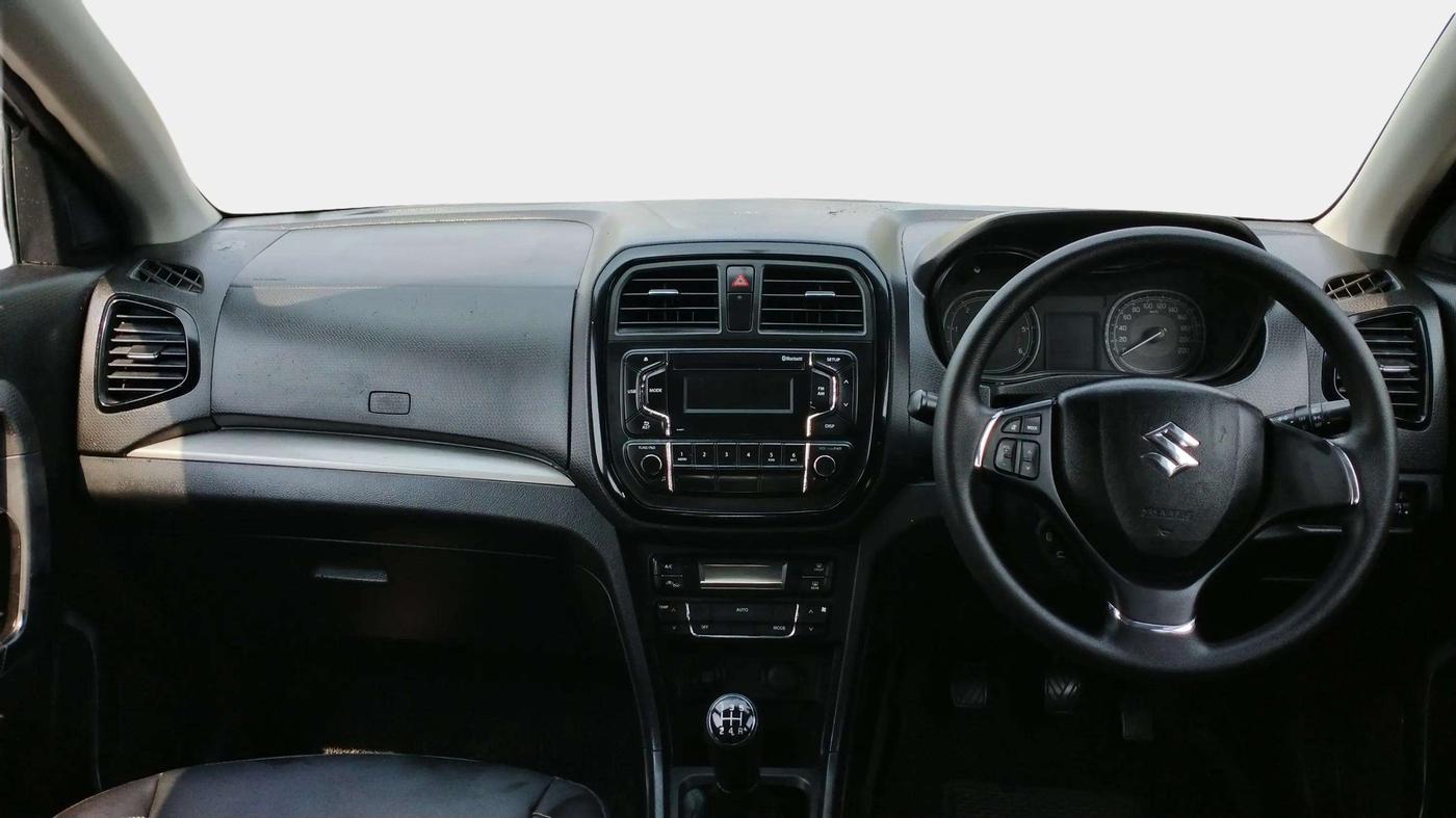 2019 Maruti Vitara Brezza ZDI, Diesel, Manual, 1,05,859 km, Dashboard