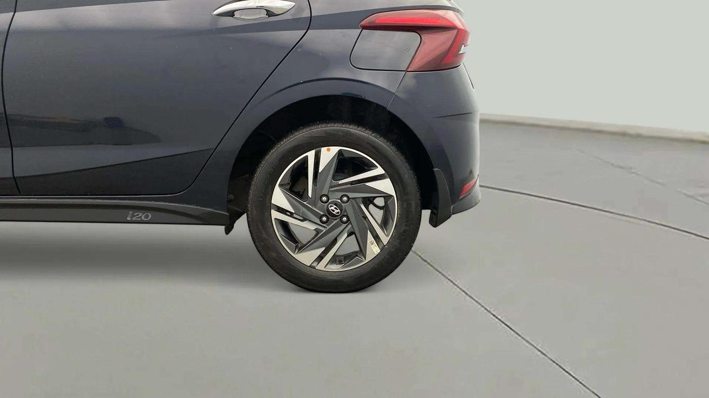 2022 Hyundai NEW I20 ASTA (O) 1.2 MT, Petrol, Manual, 36,319 km, Left Rear Wheel