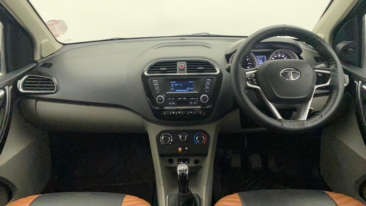 2016 Tata Tiago XZ PETROL, Petrol, Manual, 34,961 km, Dashboard