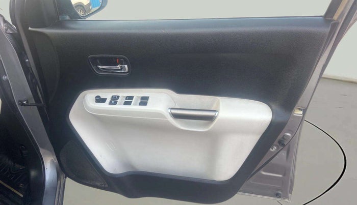 2017 Maruti IGNIS DELTA 1.2, Petrol, Manual, 70,849 km, Driver Side Door Panels Control