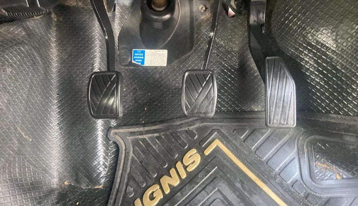 2017 Maruti IGNIS DELTA 1.2, Petrol, Manual, 70,849 km, Pedals