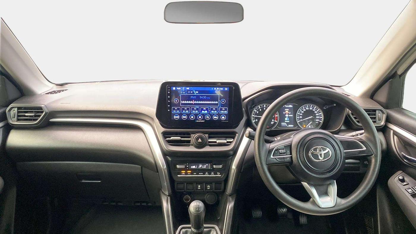 2023 Toyota URBAN CRUISER HYRYDER E NEO DRIVE, Petrol, Manual, 20,458 km, Dashboard