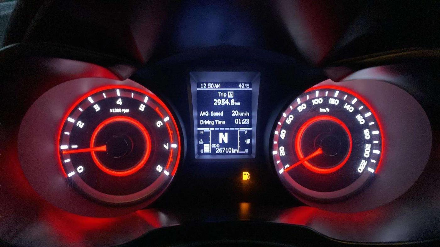 2021 Mahindra XUV300 W8 (O) 1.2 PETROL, Petrol, Manual, 26,722 km, Odometer Image