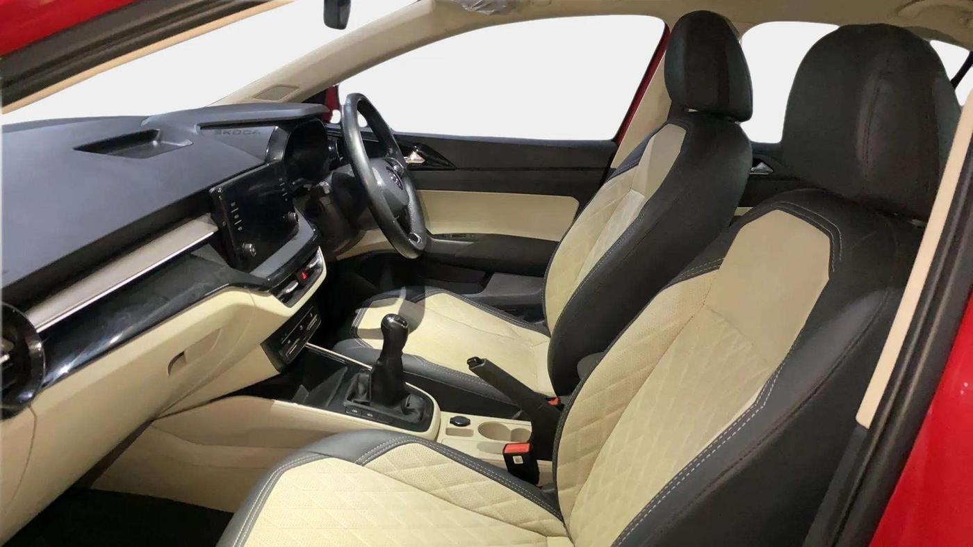 2022 Skoda SLAVIA AMBITION 1.0L TSI MT, Petrol, Manual, 23,367 km, Right Side Front Door Cabin