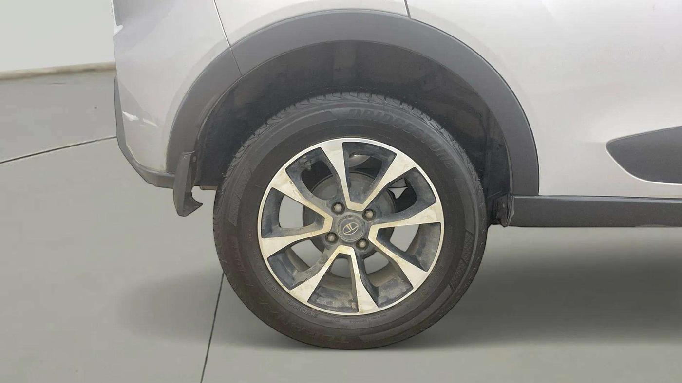 2021 Tata NEXON XZ PLUS PETROL, Petrol, Manual, 33,777 km, Right Rear Wheel