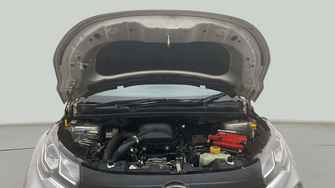 2021 Tata NEXON XZ PLUS PETROL, Petrol, Manual, 33,777 km, Open Bonet
