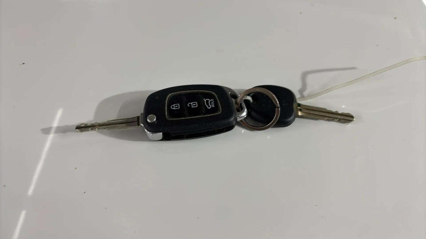 2017 Hyundai Elite i20 SPORTZ 1.2, Petrol, Manual, 64,182 km, Key Close Up