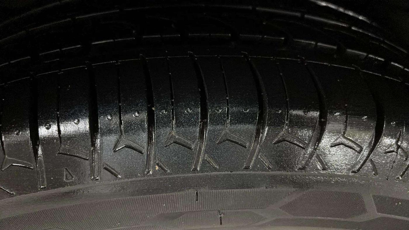 2015 Maruti Celerio VXI AMT, Petrol, Automatic, 51,575 km, Right Rear Tyre Tread