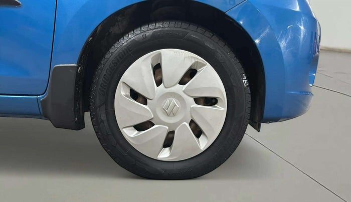 2015 Maruti Celerio VXI AMT, Petrol, Automatic, 51,575 km, Right Front Wheel