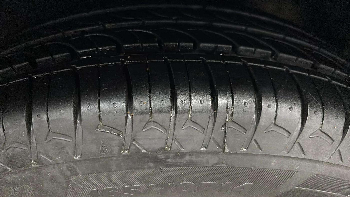 2015 Maruti Celerio VXI AMT, Petrol, Automatic, 51,575 km, Left Front Tyre Tread