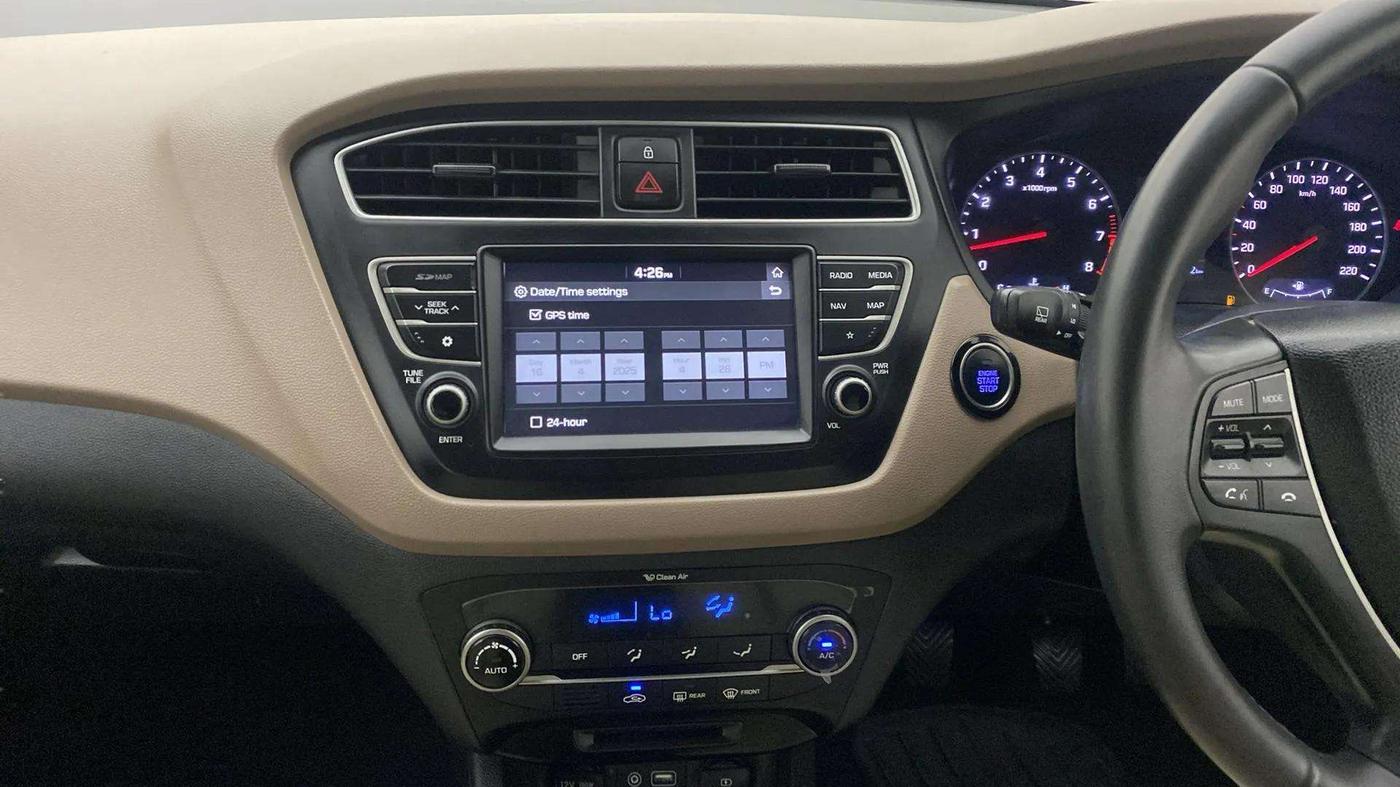 2018 Hyundai Elite i20 ASTA 1.2 (O), Petrol, Manual, 31,204 km, Air Conditioner