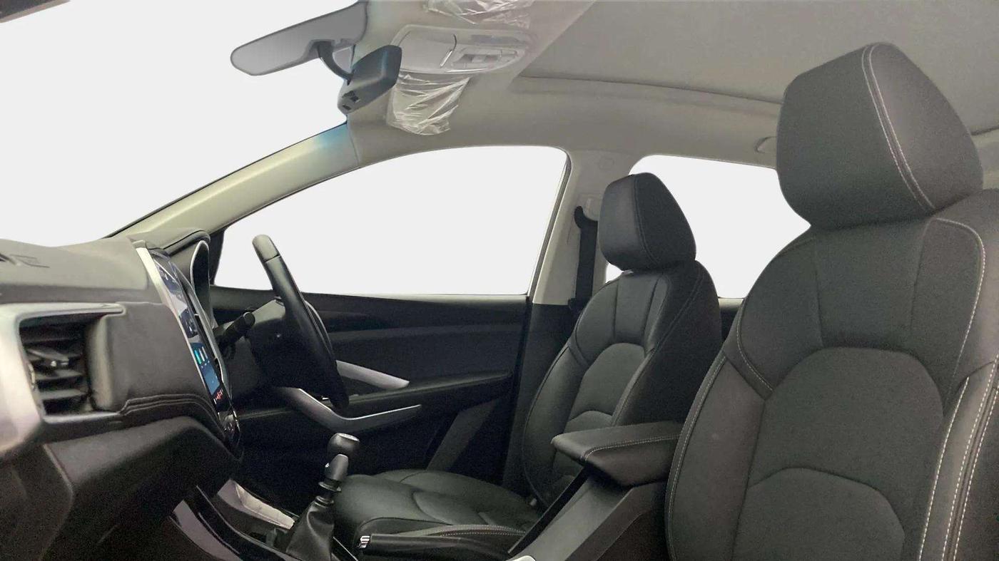 2019 MG HECTOR SHARP 2.0 DIESEL, Diesel, Manual, 30,817 km, Right Side Front Door Cabin