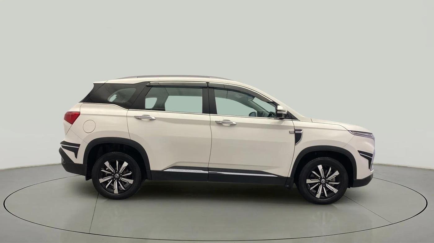 2019 MG HECTOR SHARP 2.0 DIESEL, Diesel, Manual, 30,817 km, Right Side View