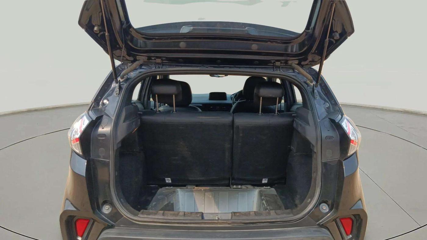 2022 Tata NEXON XZ PLUS (O) PETROL DARK EDITION, Petrol, Manual, 62,794 km, Boot Door Open