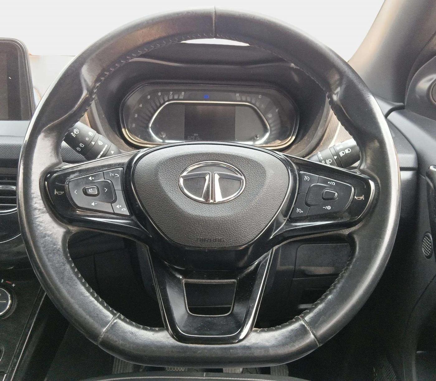 2022 Tata NEXON XZ PLUS (O) PETROL DARK EDITION, Petrol, Manual, 62,794 km, Steering Wheel Close Up