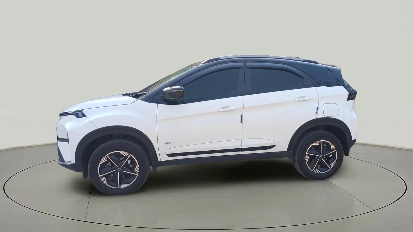 2024 Tata NEXON EV EMPOWERED LONG RANGE, Electric, Automatic, 29,720 km, Left Side