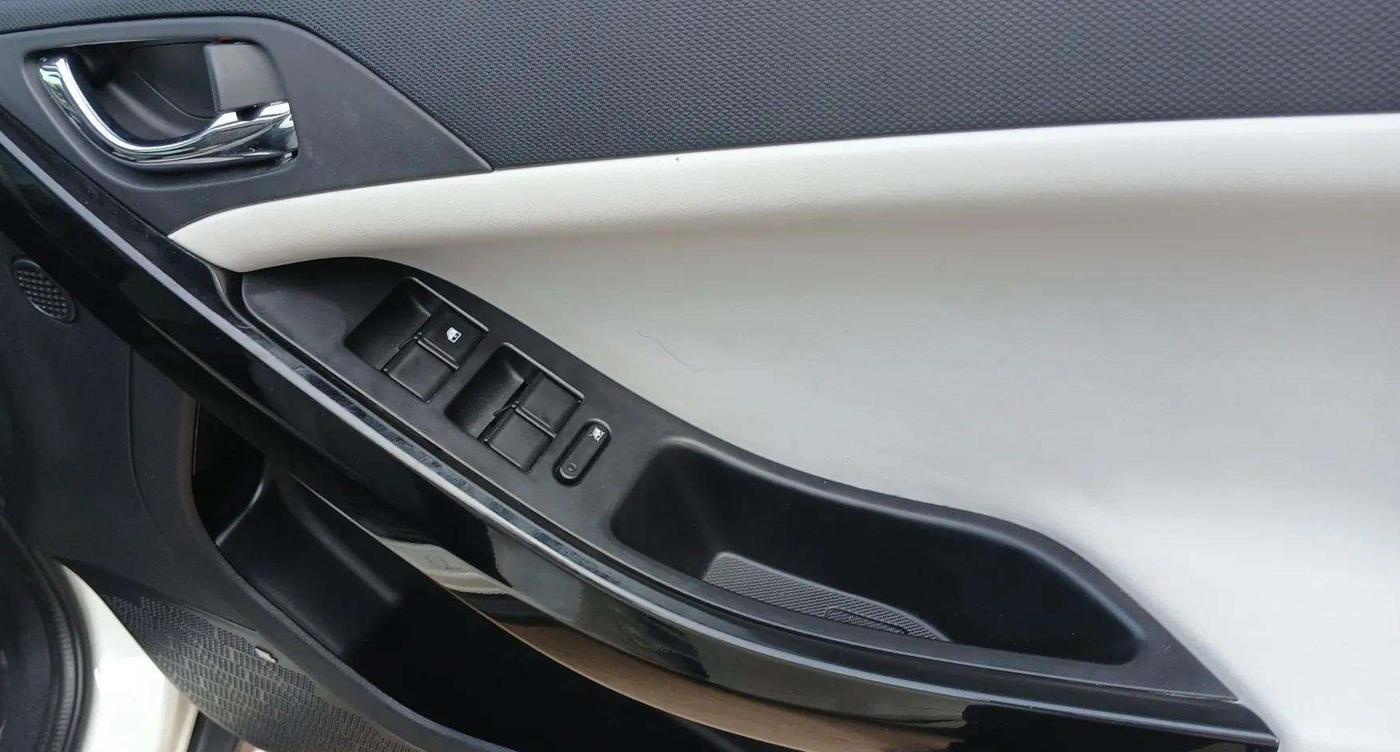 2024 Tata NEXON EV EMPOWERED LONG RANGE, Electric, Automatic, 29,720 km, Driver Side Door Panels Control