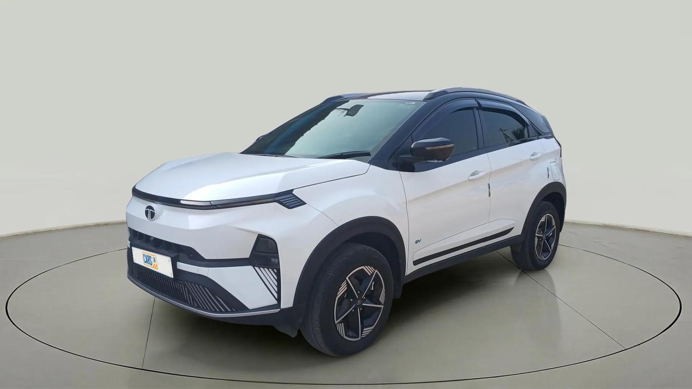 2024 Tata NEXON EV EMPOWERED LONG RANGE, Electric, Automatic, 29,720 km, Left Front Diagonal