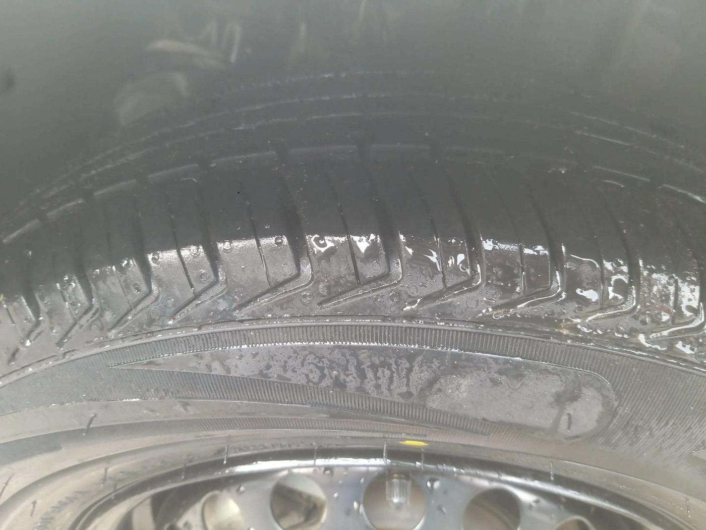 2021 Tata TIGOR XZ PLUS PETROL, Petrol, Manual, 42,598 km, Left Front Tyre Tread