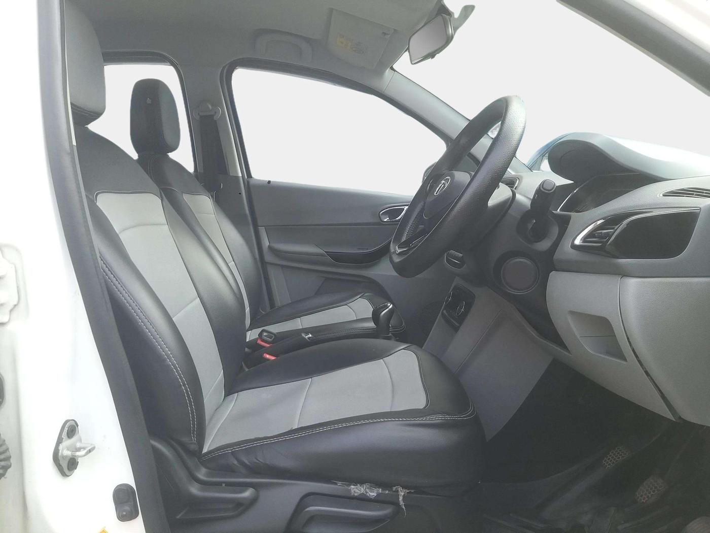 2021 Tata TIGOR XZ PLUS PETROL, Petrol, Manual, 42,598 km, Right Side Front Door Cabin