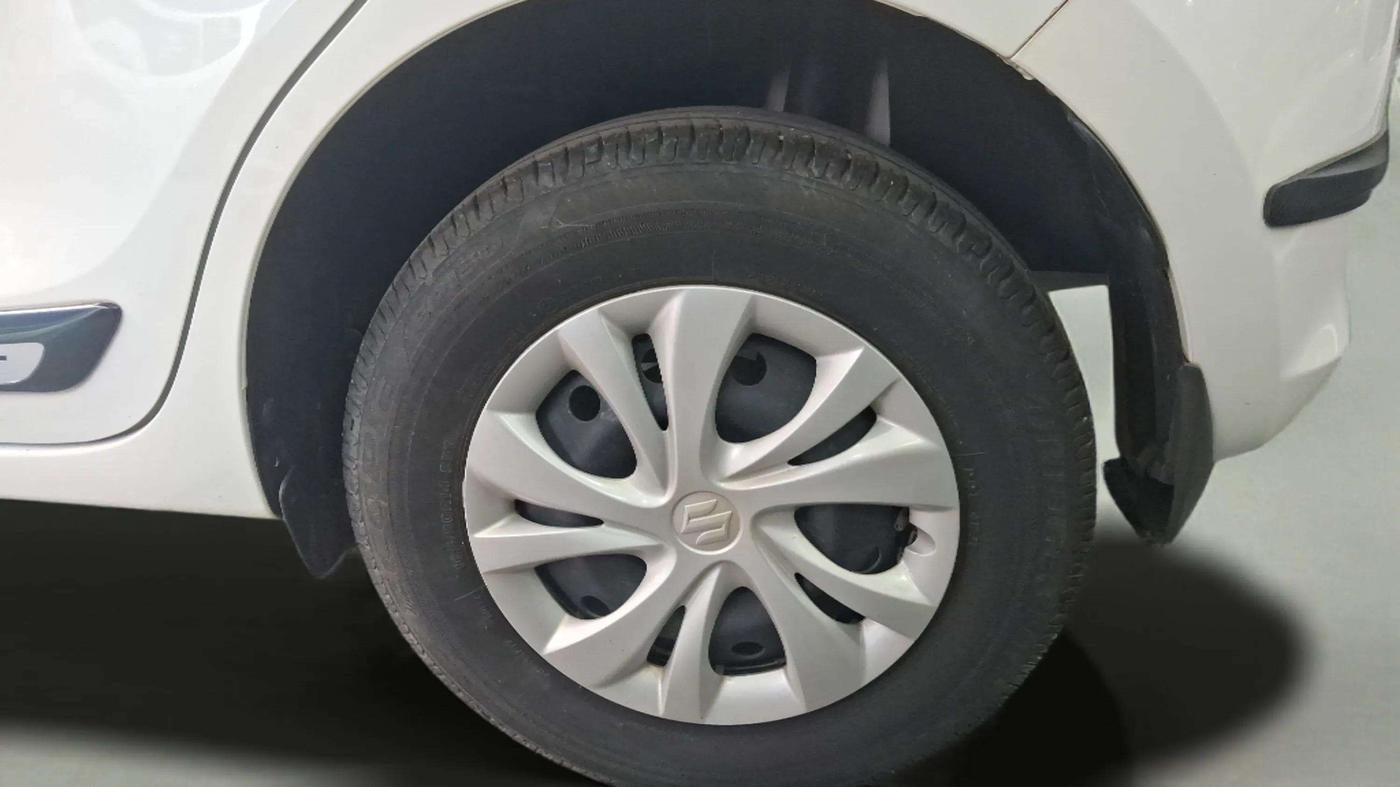 2019 Maruti Swift VXI, Petrol, Manual, 1,111 km, Left Rear Wheel