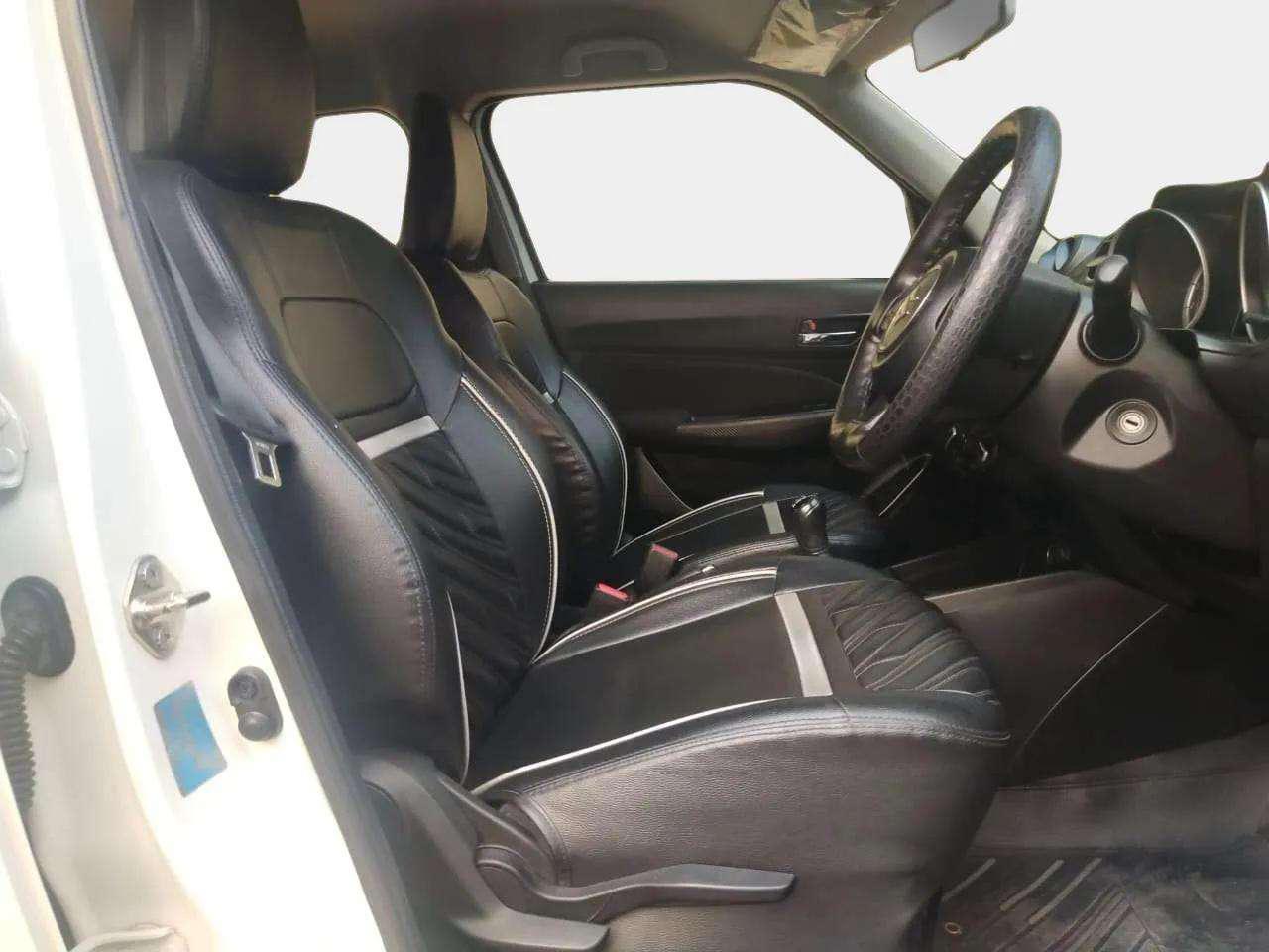 2019 Maruti Swift VXI, Petrol, Manual, 1,111 km, Right Side Front Door Cabin