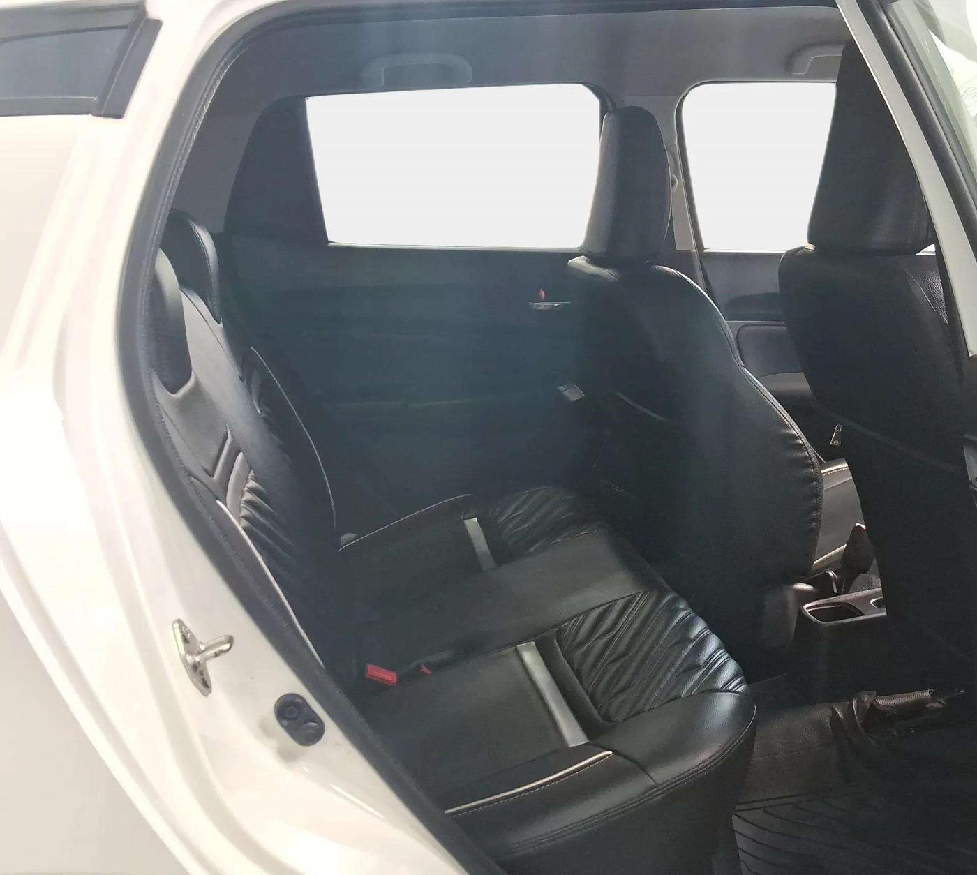 2019 Maruti Swift VXI, Petrol, Manual, 1,111 km, Right Side Rear Door Cabin
