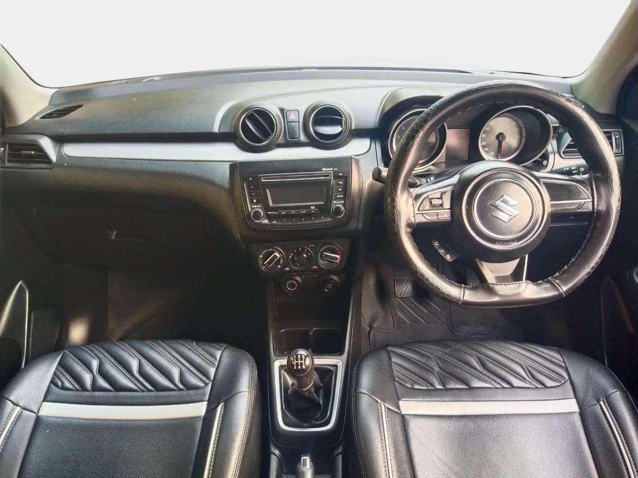 2019 Maruti Swift VXI, Petrol, Manual, 1,111 km, Dashboard