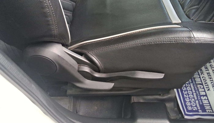 2019 Maruti Swift VXI, Petrol, Manual, 1,111 km, Driver Side Adjustment Panel