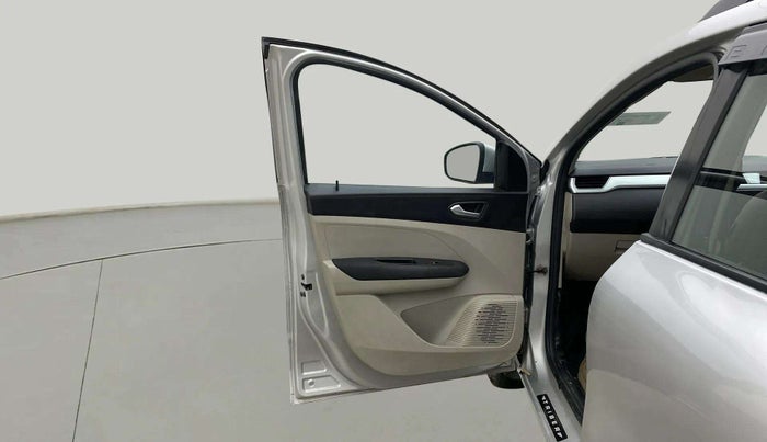 2021 Renault TRIBER RXZ, Petrol, Manual, 70,866 km, LHS Front Door