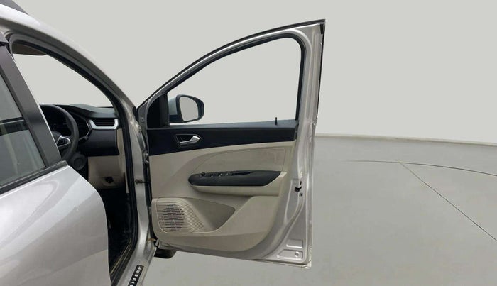 2021 Renault TRIBER RXZ, Petrol, Manual, 70,866 km, RHS Front Door