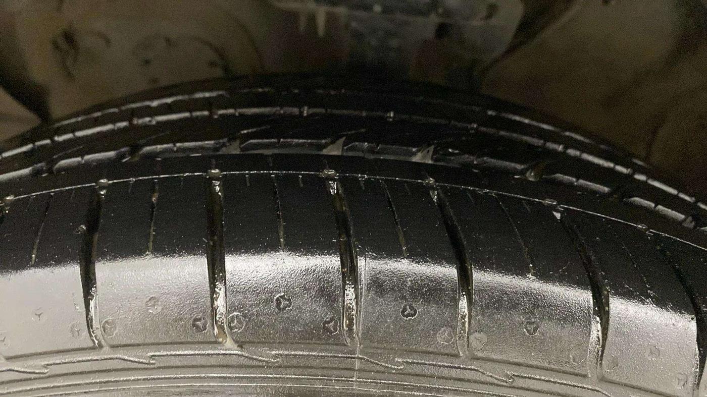 2019 KIA SELTOS GTX AT 1.4 PETROL, Petrol, Automatic, 17,940 km, Left Front Tyre Tread