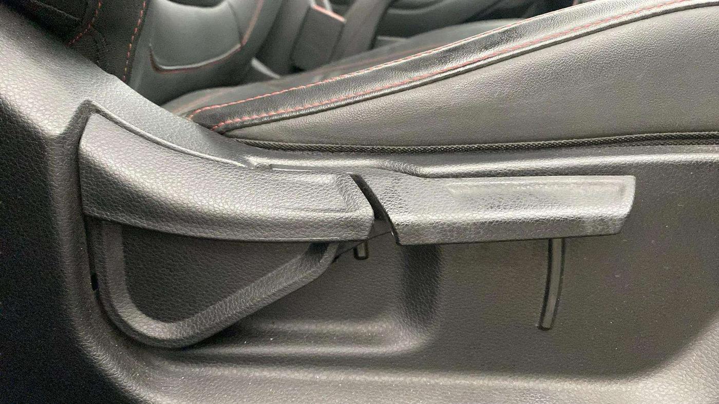 2019 KIA SELTOS GTX AT 1.4 PETROL, Petrol, Automatic, 17,940 km, Driver Side Adjustment Panel
