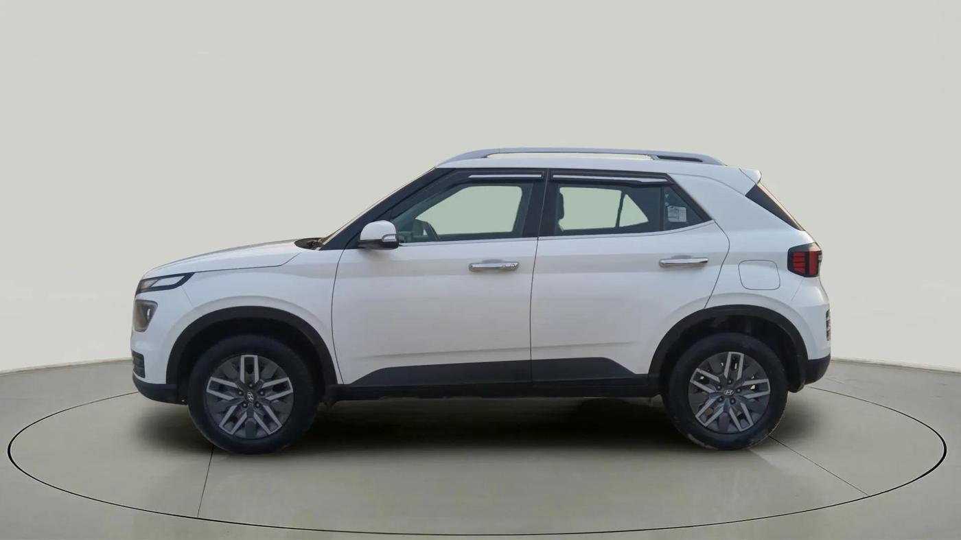 2022 Hyundai VENUE S PLUS 1.5 CRDI, Diesel, Manual, 44,969 km, Left Side