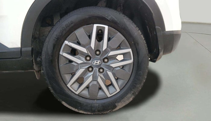 2022 Hyundai VENUE S PLUS 1.5 CRDI, Diesel, Manual, 44,969 km, Left Rear Wheel