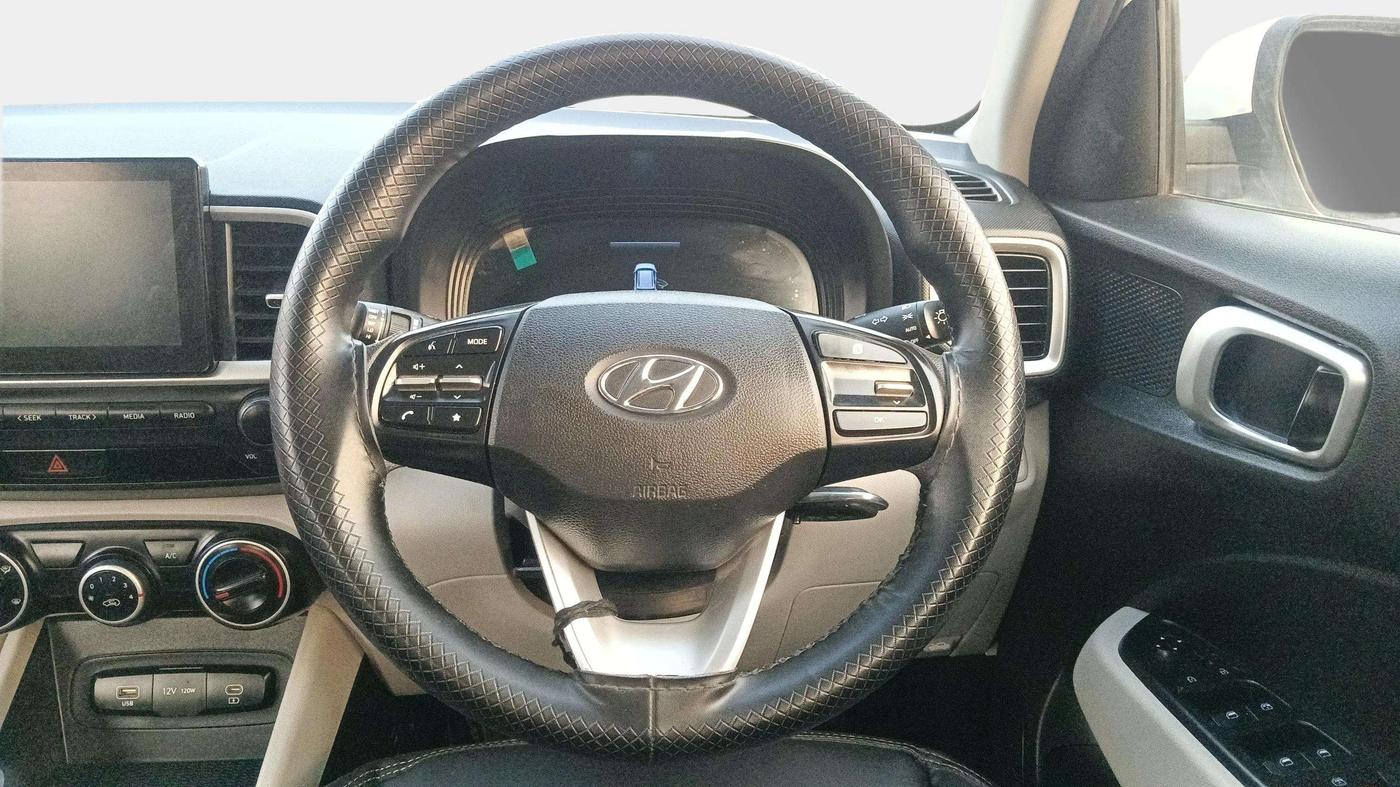 2022 Hyundai VENUE S PLUS 1.5 CRDI, Diesel, Manual, 44,969 km, Steering Wheel Close Up