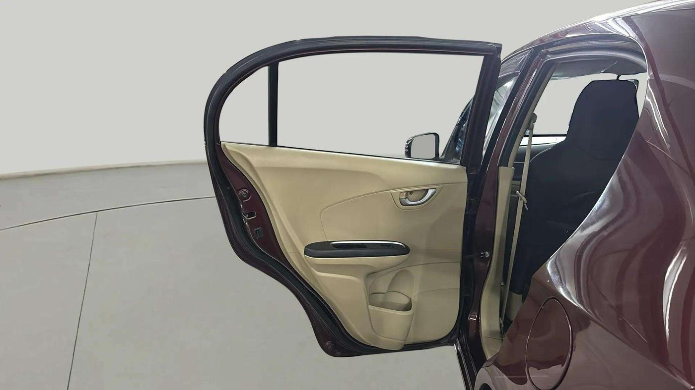 2016 Honda Amaze 1.2L I-VTEC VX AT, Petrol, Automatic, 24,912 km, LHS Rear Door