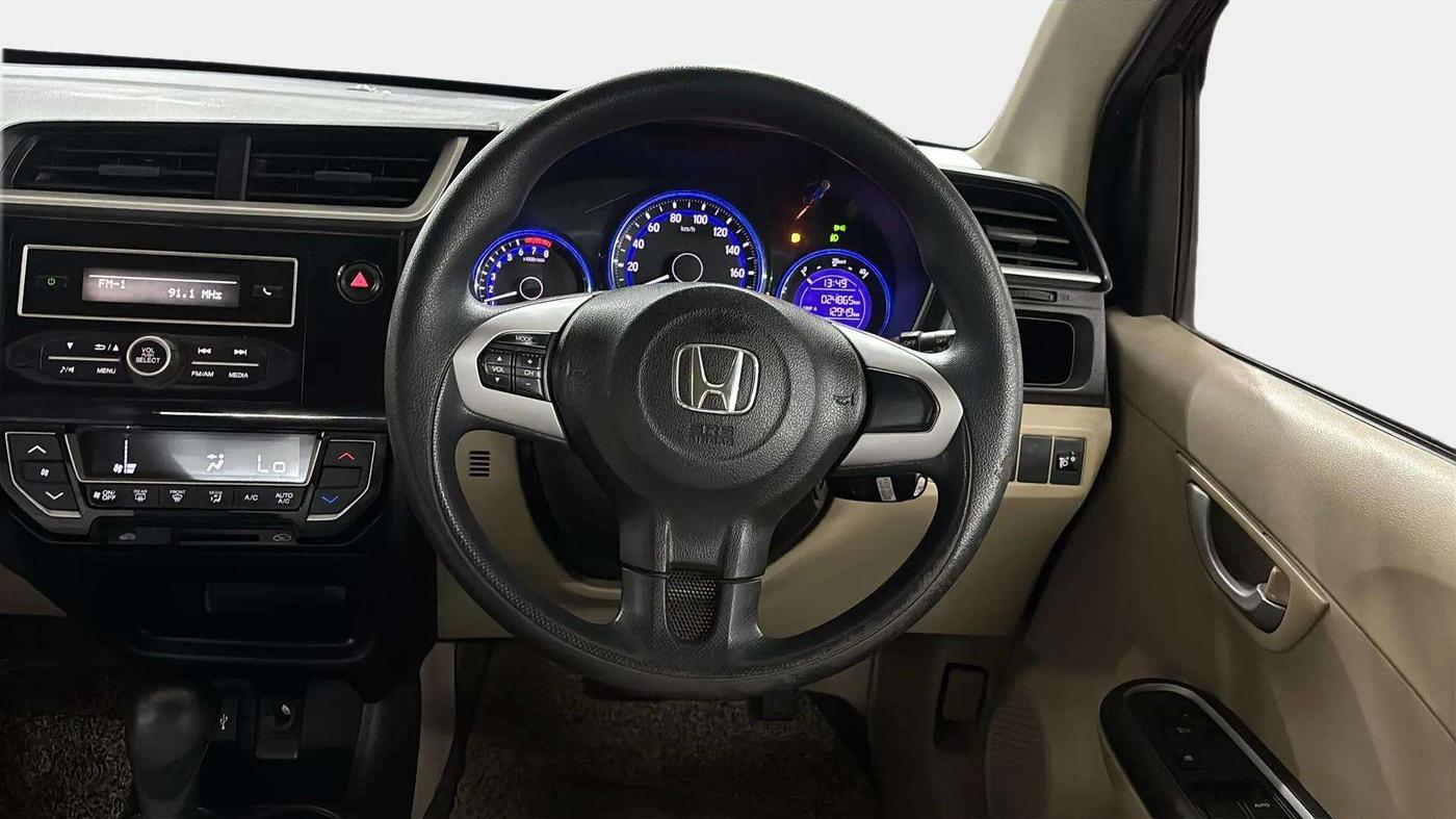 2016 Honda Amaze 1.2L I-VTEC VX AT, Petrol, Automatic, 24,912 km, Steering Wheel Close Up