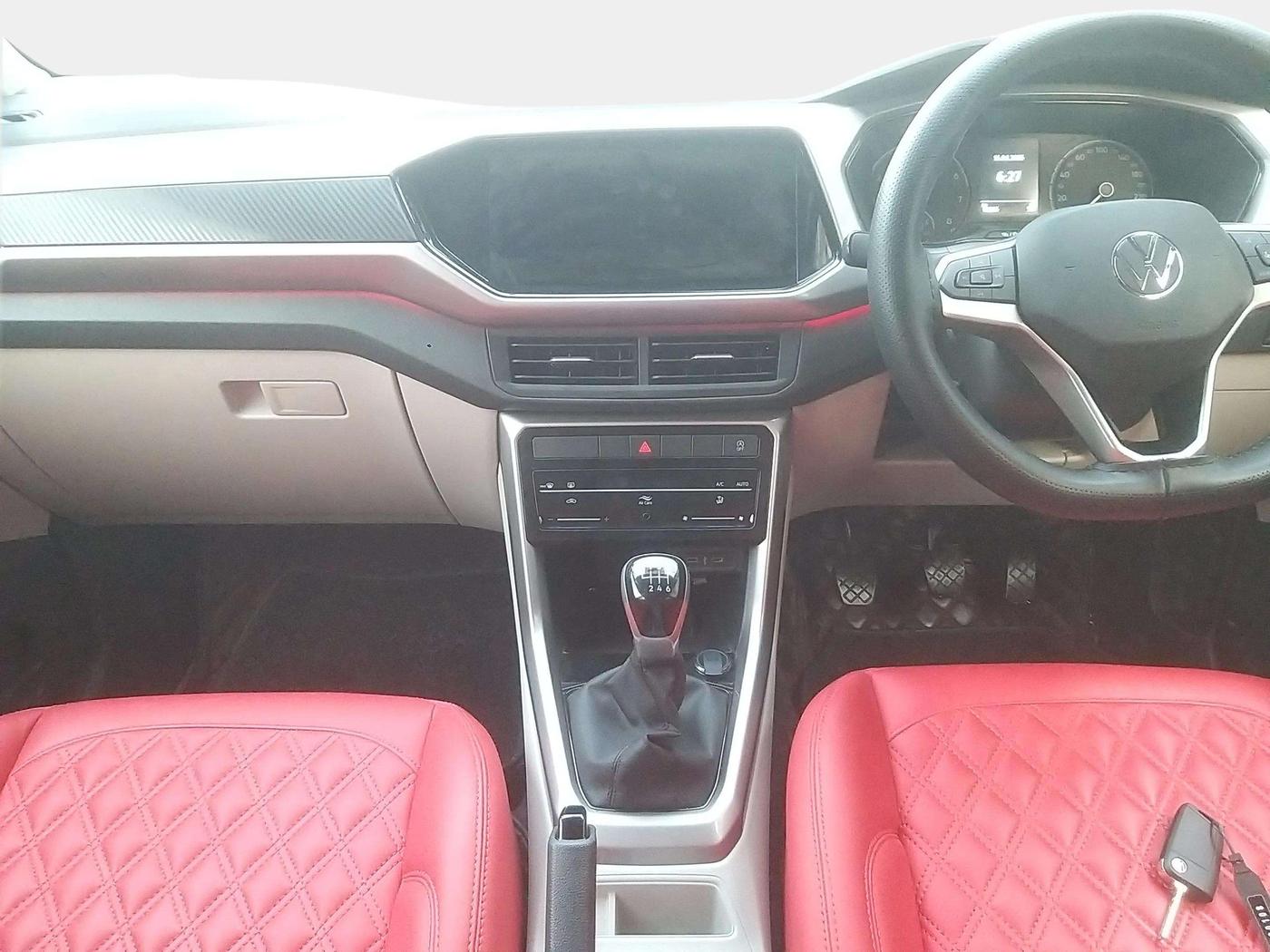 2022 Volkswagen TAIGUN GT 1.5 TSI MT, Petrol, Manual, 12,304 km, Air Conditioner