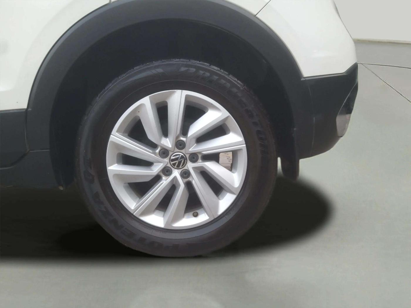 2022 Volkswagen TAIGUN GT 1.5 TSI MT, Petrol, Manual, 12,304 km, Left Rear Wheel