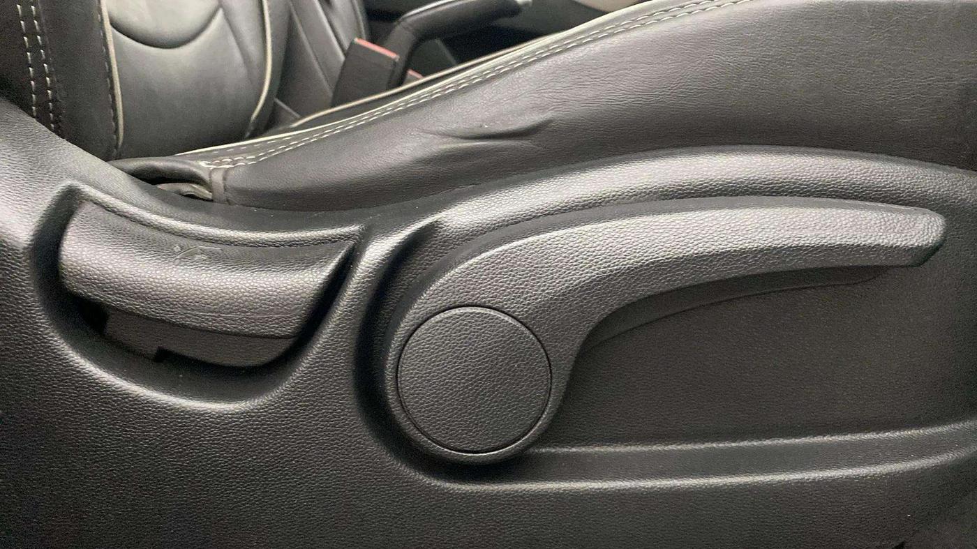 2019 Hyundai Creta SX AT 1.6 PETROL, Petrol, Automatic, 28,578 km, Driver Side Adjustment Panel