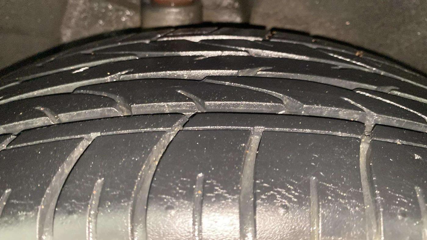 2019 Hyundai Creta SX AT 1.6 PETROL, Petrol, Automatic, 28,578 km, Right Rear Tyre Tread