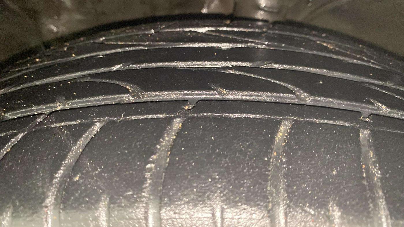 2019 Hyundai Creta SX AT 1.6 PETROL, Petrol, Automatic, 28,578 km, Left Front Tyre Tread