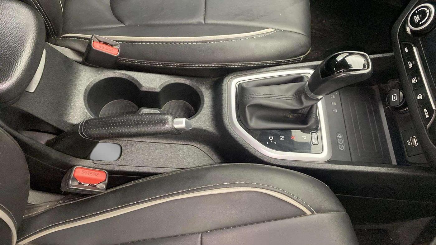 2019 Hyundai Creta SX AT 1.6 PETROL, Petrol, Automatic, 28,578 km, Gear Lever
