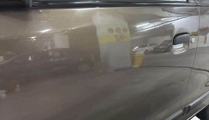 2017 Maruti Wagon R 1.0 VXI, Petrol, Manual, 17,248 km, Front passenger door - Minor scratches