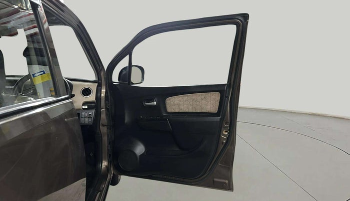 2017 Maruti Wagon R 1.0 VXI, Petrol, Manual, 17,248 km, RHS Front Door