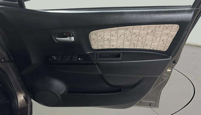 2017 Maruti Wagon R 1.0 VXI, Petrol, Manual, 17,248 km, Driver Side Door Panels Control