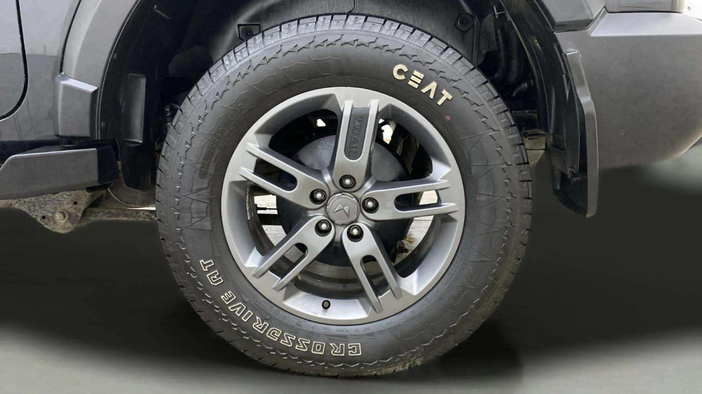 2024 Mahindra Thar LX D 4*4 MT HT, Diesel, Manual, 15,146 km, Left Rear Wheel
